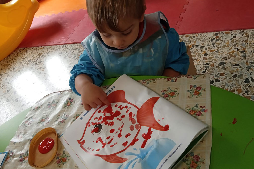 "Giallo, Rosso e Blu: il mondo è tutto qui!"